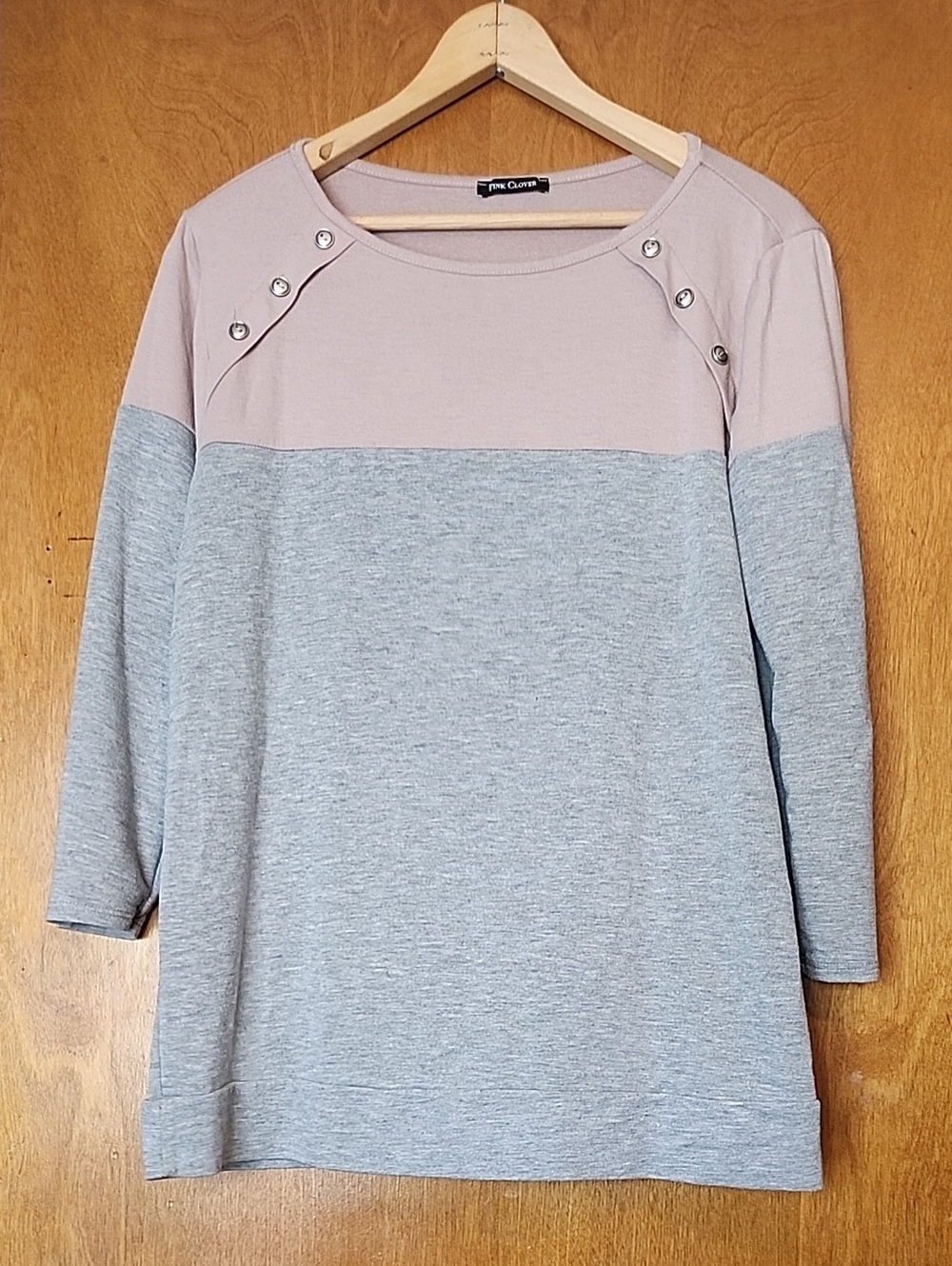 Pink Clover Pink and Gray Long-Sleeve Button-Shoulder Top